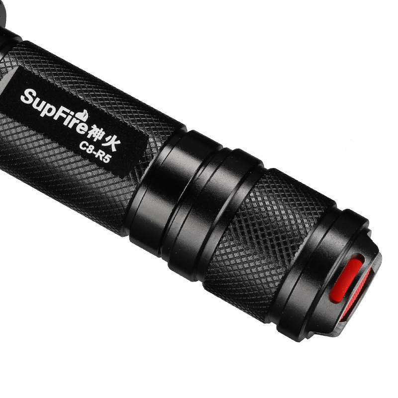 神火C8-R5 LED戶外騎行8W強(qiáng)光手電筒圖片1