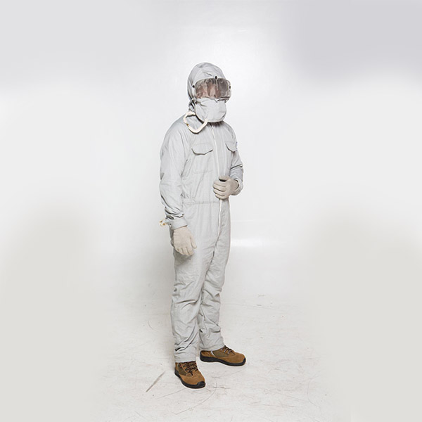 永霏1000KV帶電作業(yè)用連體屏蔽服圖片1