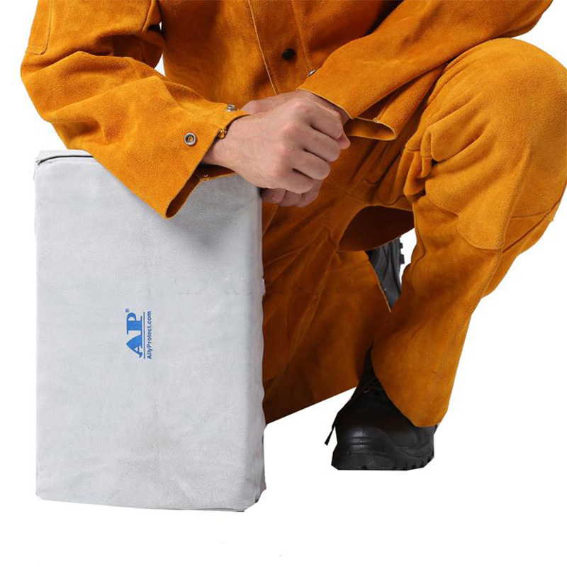 友盟AP-6642可折疊全皮焊接折墊