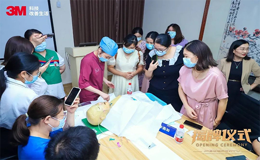 3M公司與南方醫科大學珠江醫院重癥醫學科合作成立3M重癥臨床培訓中心圖片2