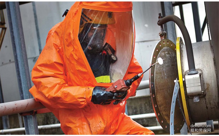 哪些因素會造成防化服防護性能下降