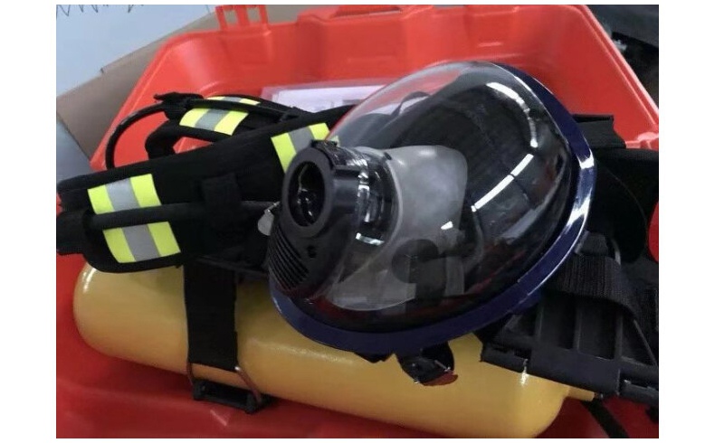 空氣呼吸器頭罩的特點(diǎn)