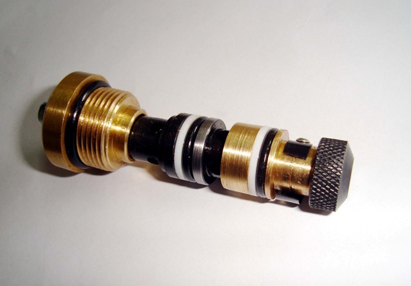 霍尼韋爾BC1100582 C900空氣呼吸器減壓閥報(bào)警閥芯圖1